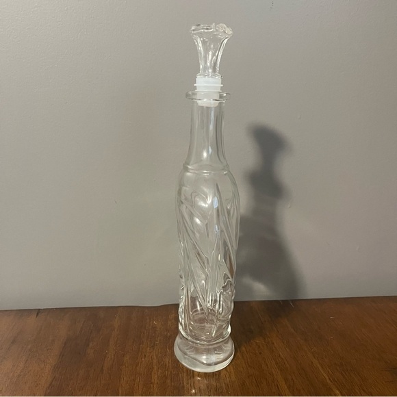 Vintage 1970s Italian Clear Glass Decanter Bottle with Stopper - Picture 3 of 12